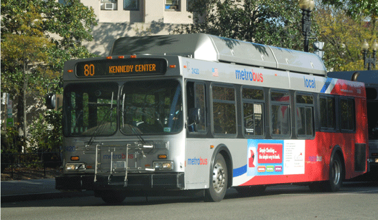 Photo-Metrobus-80-kennedy-center